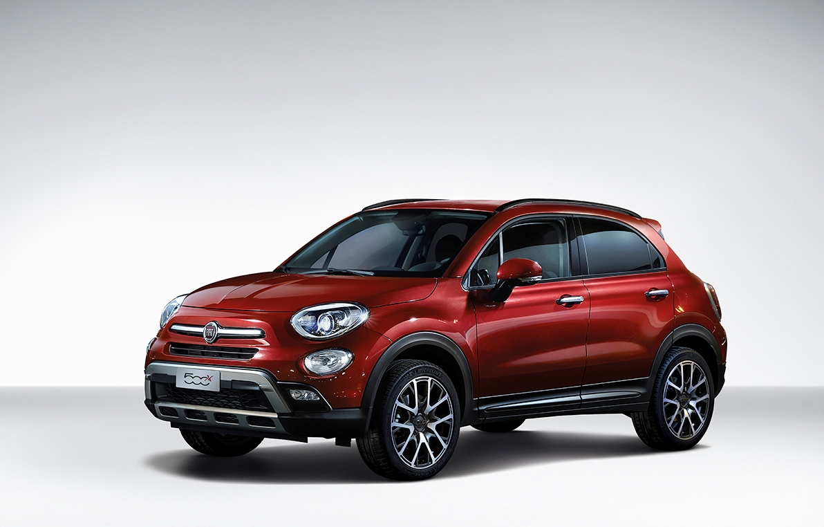 Fiat 500X red maroon side view
